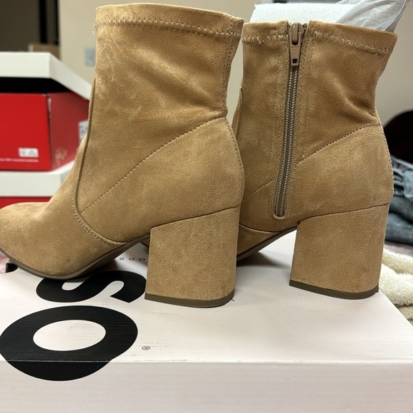 SO® Kepler Women's Dress Heel Booties. - Picture 2 of 8